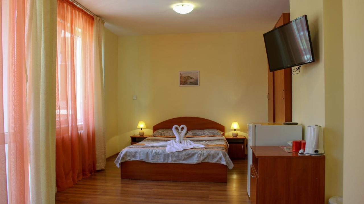 Къща За Гости Вероника Sozopol Bagian luar foto